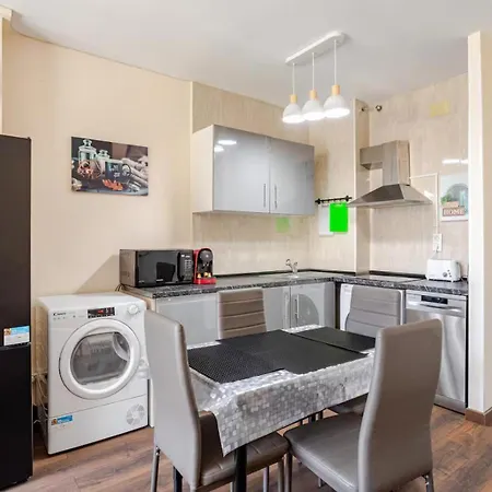 Con Piscina Cerca De Playa De Fenals Apartamento Lloret de Mar