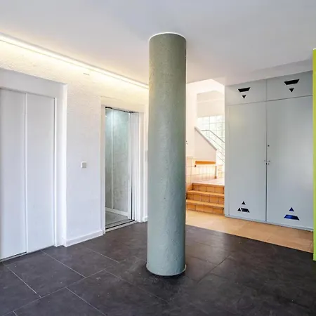 Con Piscina Cerca De Playa De Fenals *