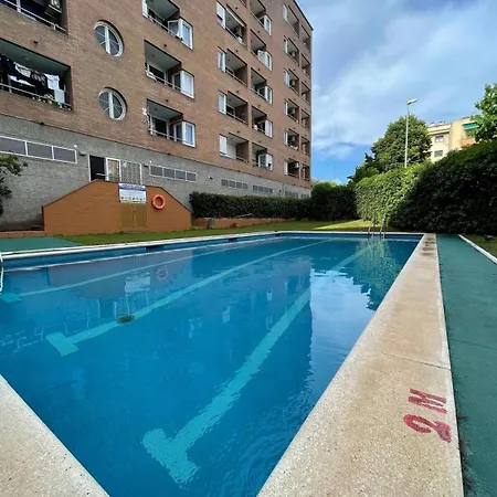 Apartamento Con Piscina Cerca De Playa De Fenals